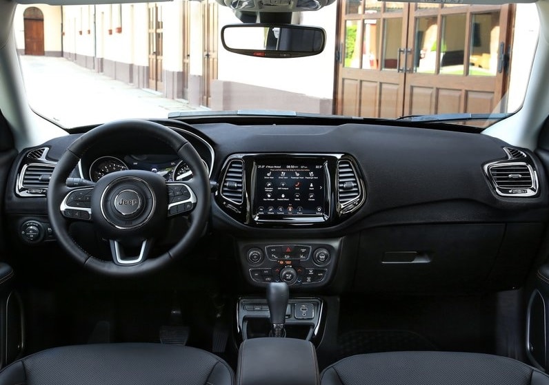 Jeep Compass arşiv fotoğrafı