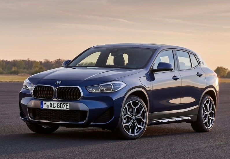 BMW X2 xDrive25e ön dış görünüm