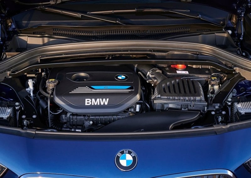 X2 xDrive25e plug in hibrit model