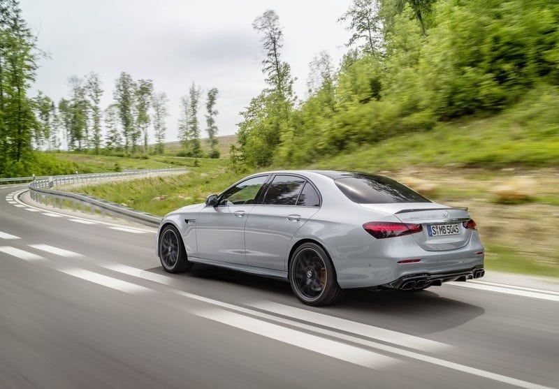 Mercedes-AMG E 63 S sedan galeri görseli 8