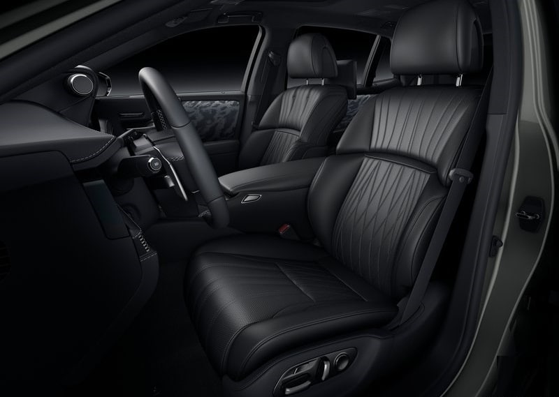 Lexus LS dış gövde ayrıntısı