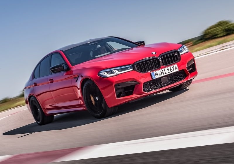 BMW M5 Competition gövde detayları