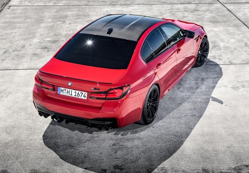 BMW M5 Competition ön bölüm görünümü