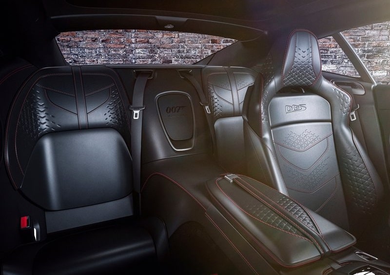 DBS Superleggera 007 Edition koltuk ve arka kabin detayları