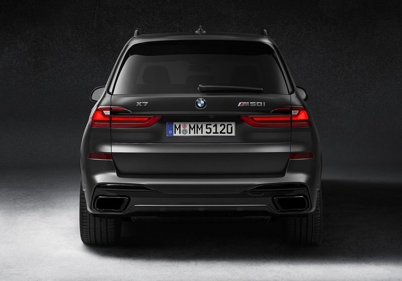 BMW X7 Dark Shadow Edition ön tasarım