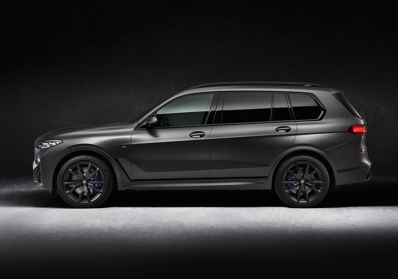 BMW X7 Dark Shadow Edition ön detay