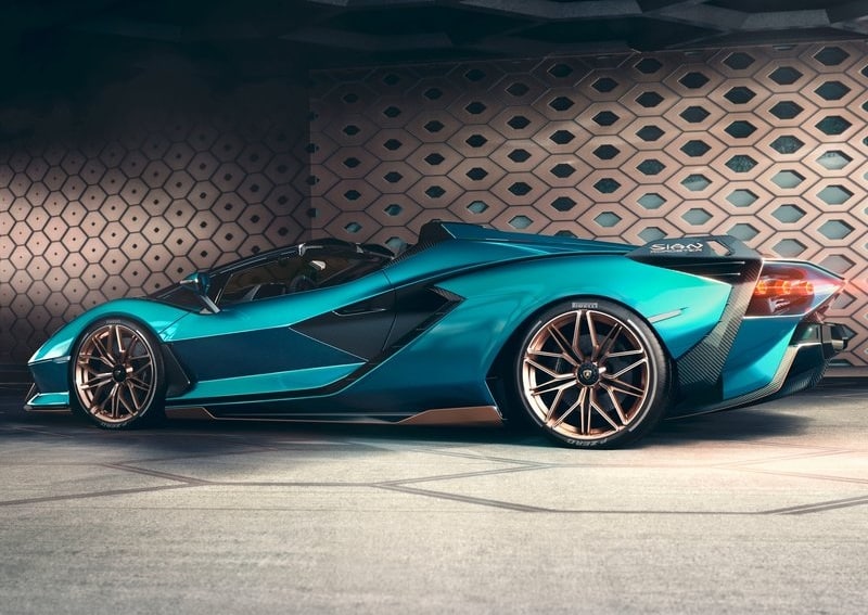 Sián Roadster yan görünüm