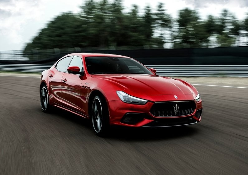 Maserati Ghibli Trofeo kabin görünümü