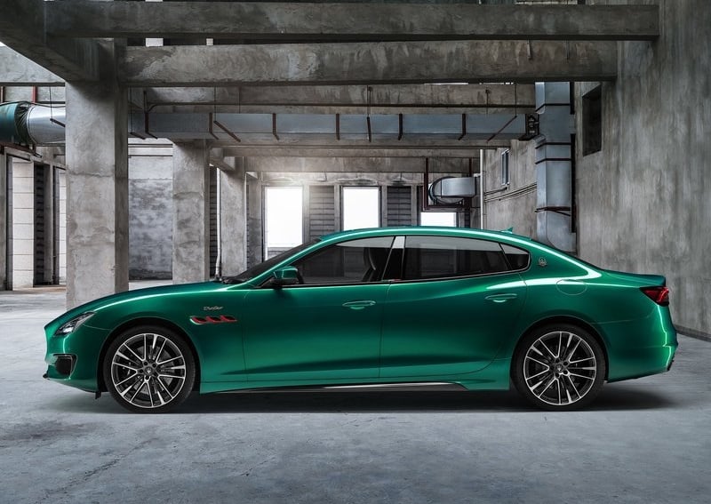 Maserati Quattroporte Trofeo arka bölüm arşiv görseli