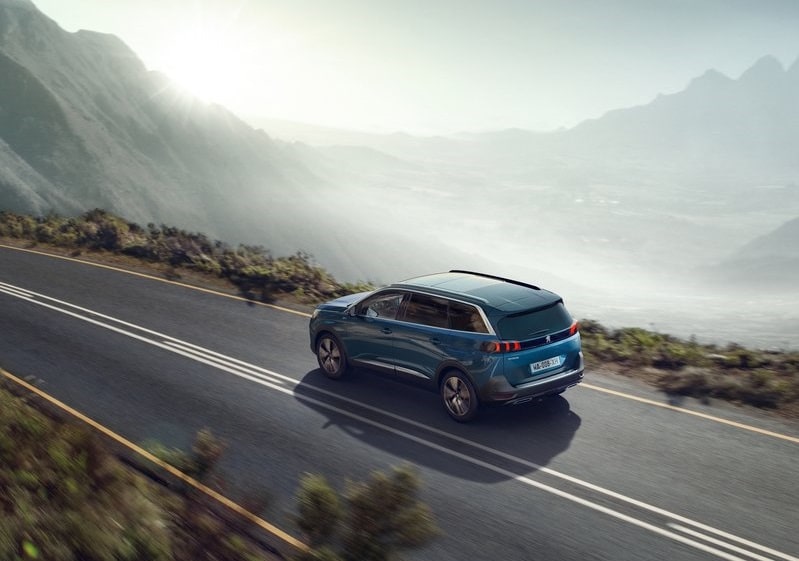 2021 Peugeot 5008 Ekim Fiyat Listesi otomobil arşiv görseli