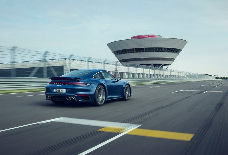 911 Turbo 992 arşiv görünümü 25