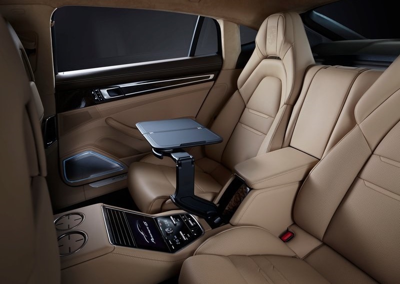 Porsche Panamera 4S E-Hybrid Executive arşiv fotoğrafı