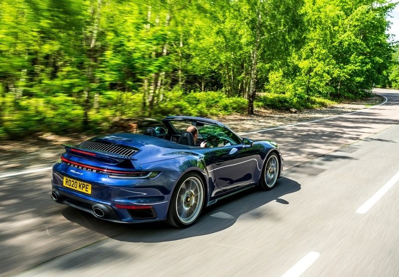 911 Turbo S Cabriolet dış tasarım arşiv görseli
