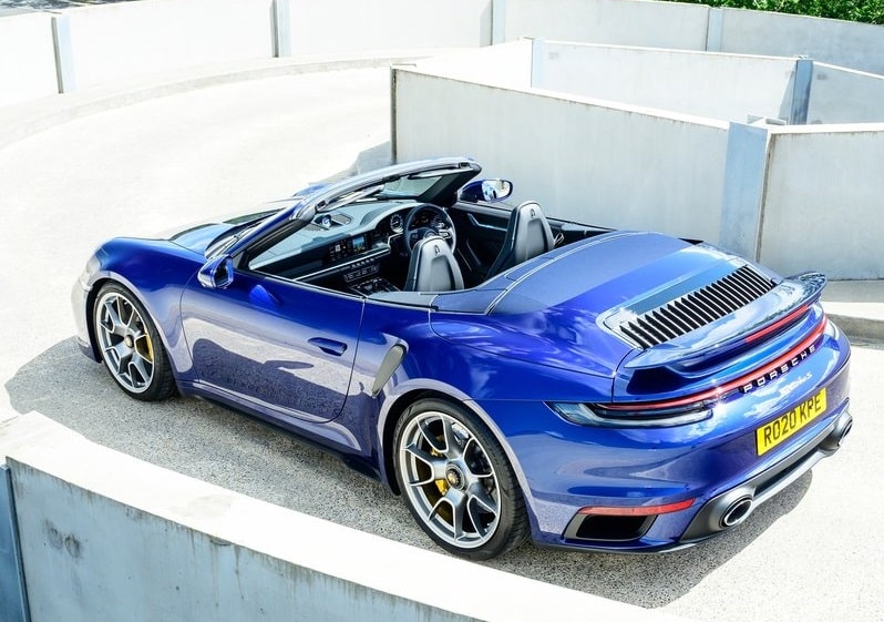 2021 Porsche 911 Turbo S Cabrio otomobil arşiv görseli