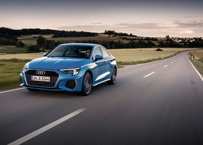 Audi A3 Sedan mavi araç galeri görseli