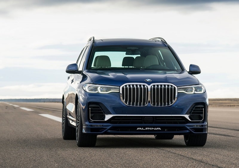 BMW Alpina XB7 yan görünüm