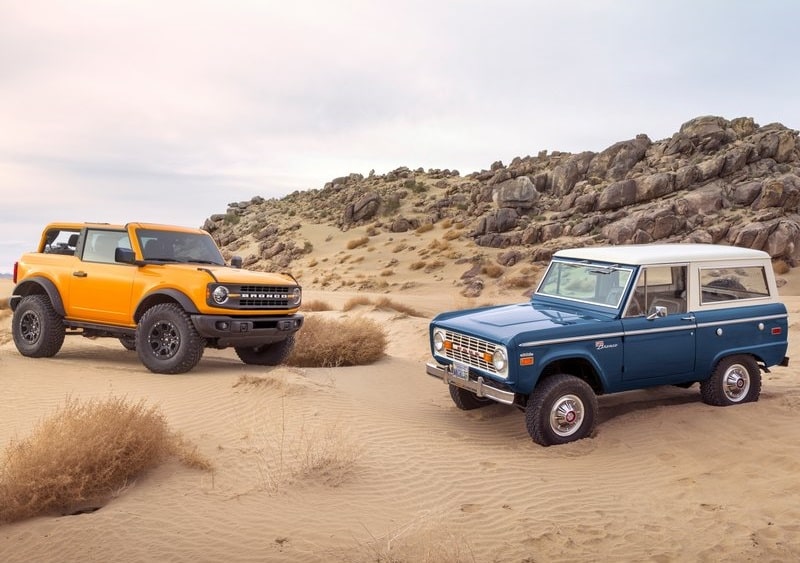 2021 Ford Bronco 2 Door arşiv görseli 1