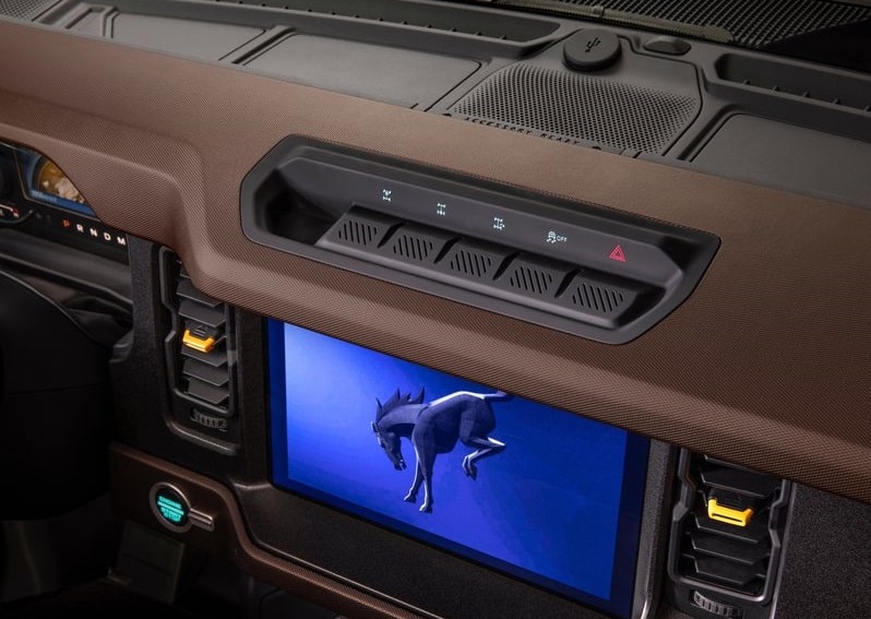 2021 Ford Bronco 2 Door arşiv görseli 14