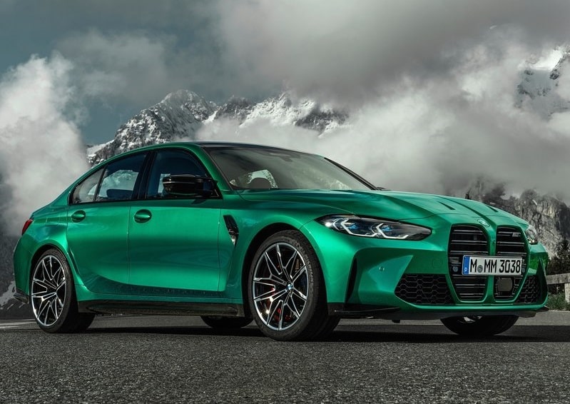 BMW M3 G80 yan görünüm