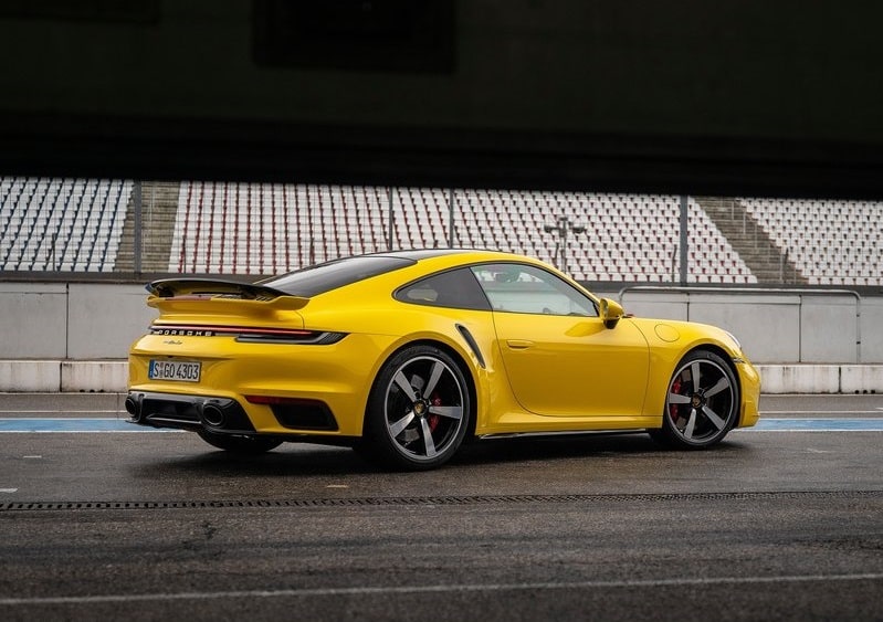 911 Turbo 992 arşiv görünümü 14
