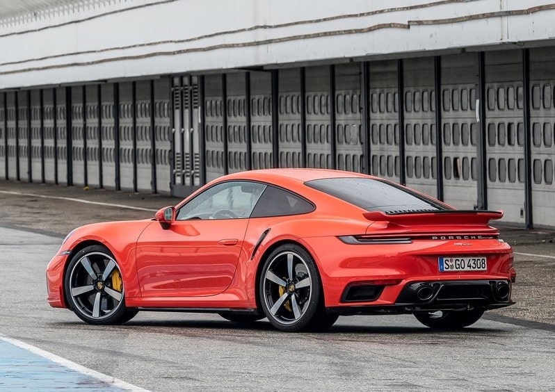 911 Turbo 992 arşiv görünümü 6