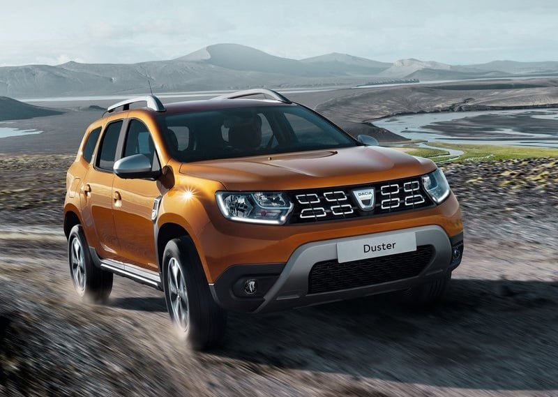 Dacia Duster arka görünüm