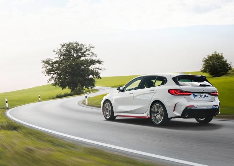 BMW 128ti arşiv görseli 11
