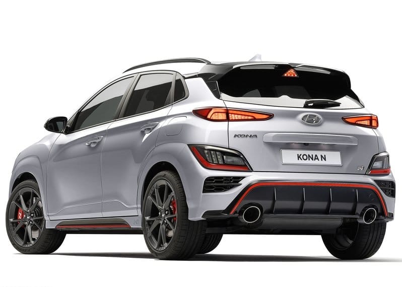 Hyundai Kona N önden üç çeyrek görünüm