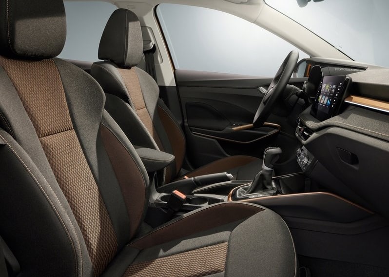 Skoda Fabia ön koltukları