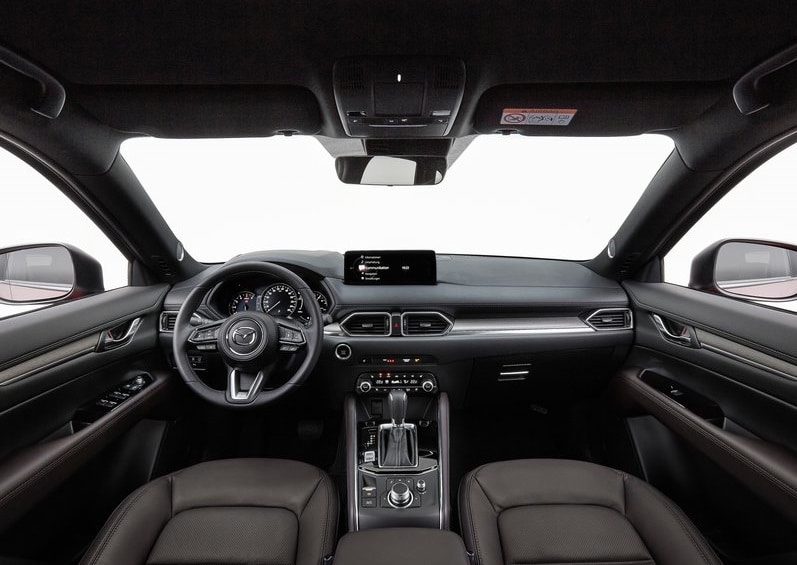 Mazda CX-5 ön kabin gösterge paneli ve orta konsol