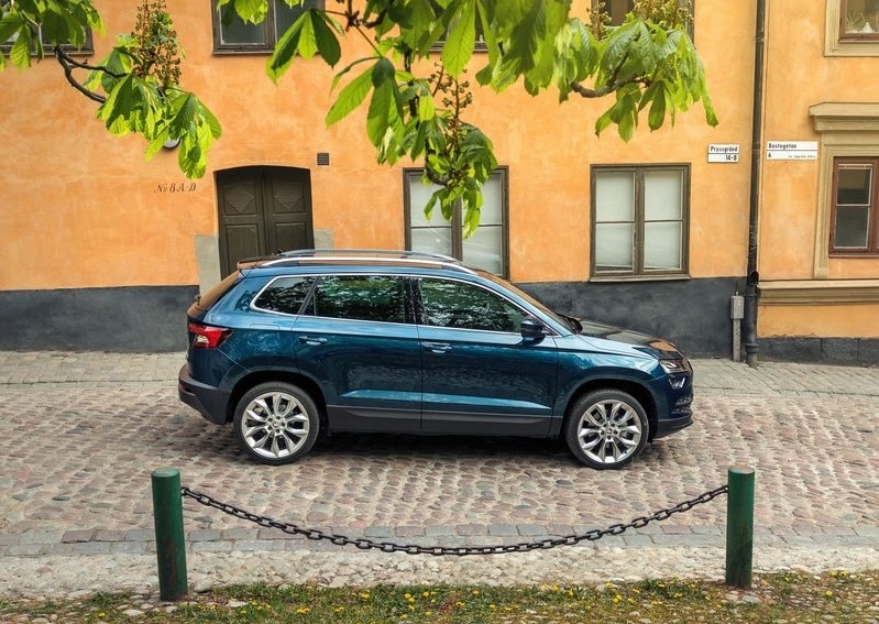 Skoda Karoq arka bölüm arşiv görseli