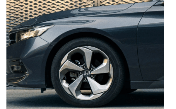 Honda Accord gövde detayları