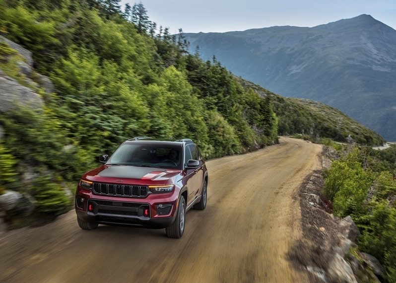 Jeep Grand Cherokee arşiv görseli 11