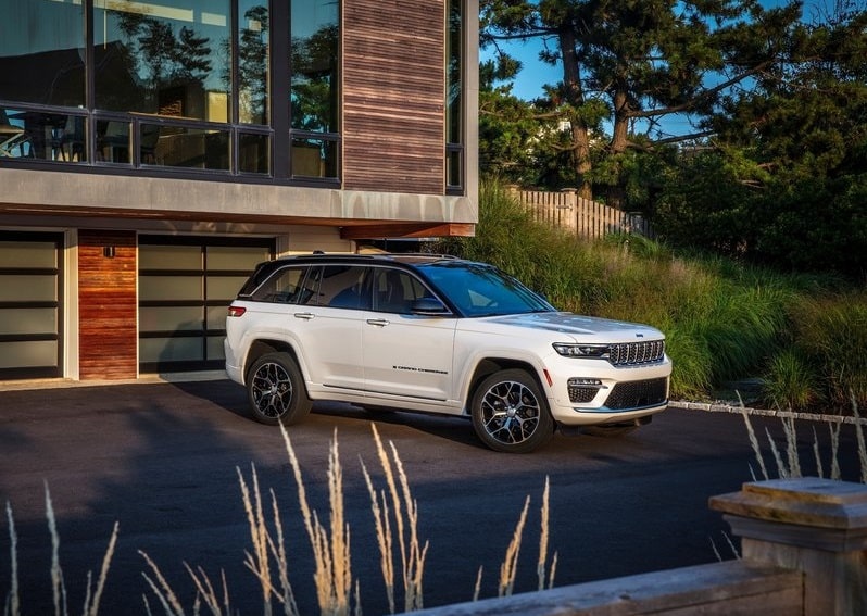 Jeep Grand Cherokee arşiv görseli 7