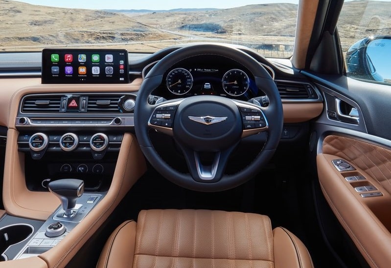 Genesis G70 arşiv görseli 22