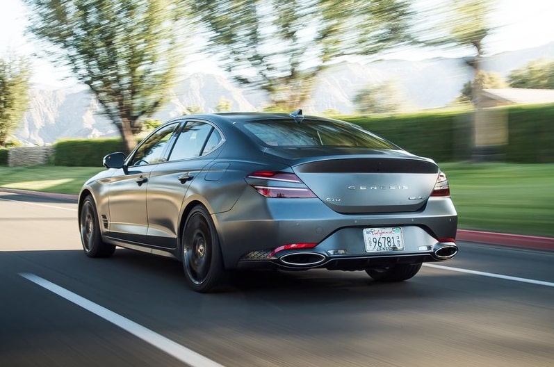 Genesis G70 arşiv görseli 3
