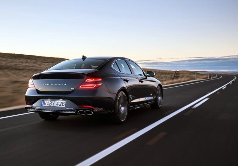Genesis G70 arşiv görseli 9