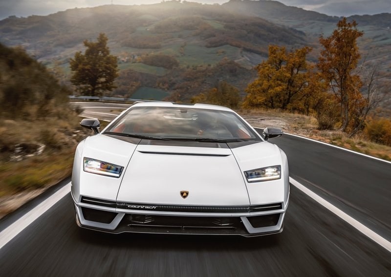 2022 Lamborghini Countach LPI 800-4 galeri görseli 1