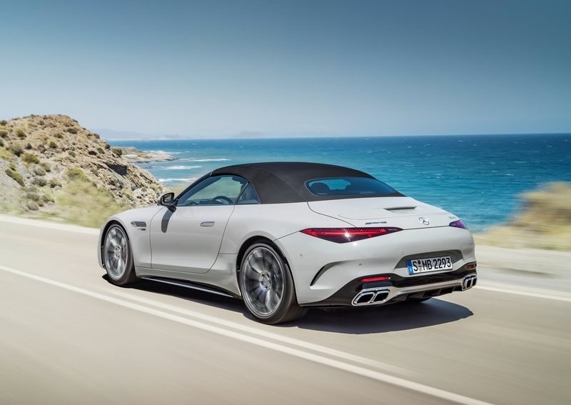 Mercedes-AMG SL roadster arşiv görseli 12