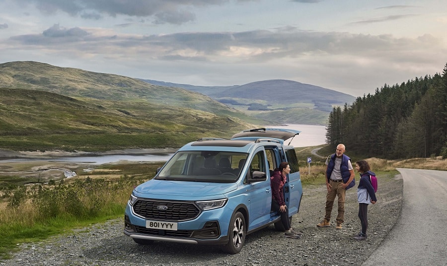 2022 Ford Tourneo Connect otomobil arşiv görseli
