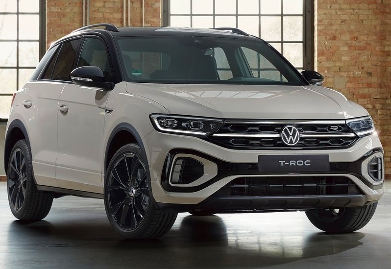 2023 VW T-Roc Aralık Fiyat Listesi için beyaz T-Roc ön çapraz görünümü