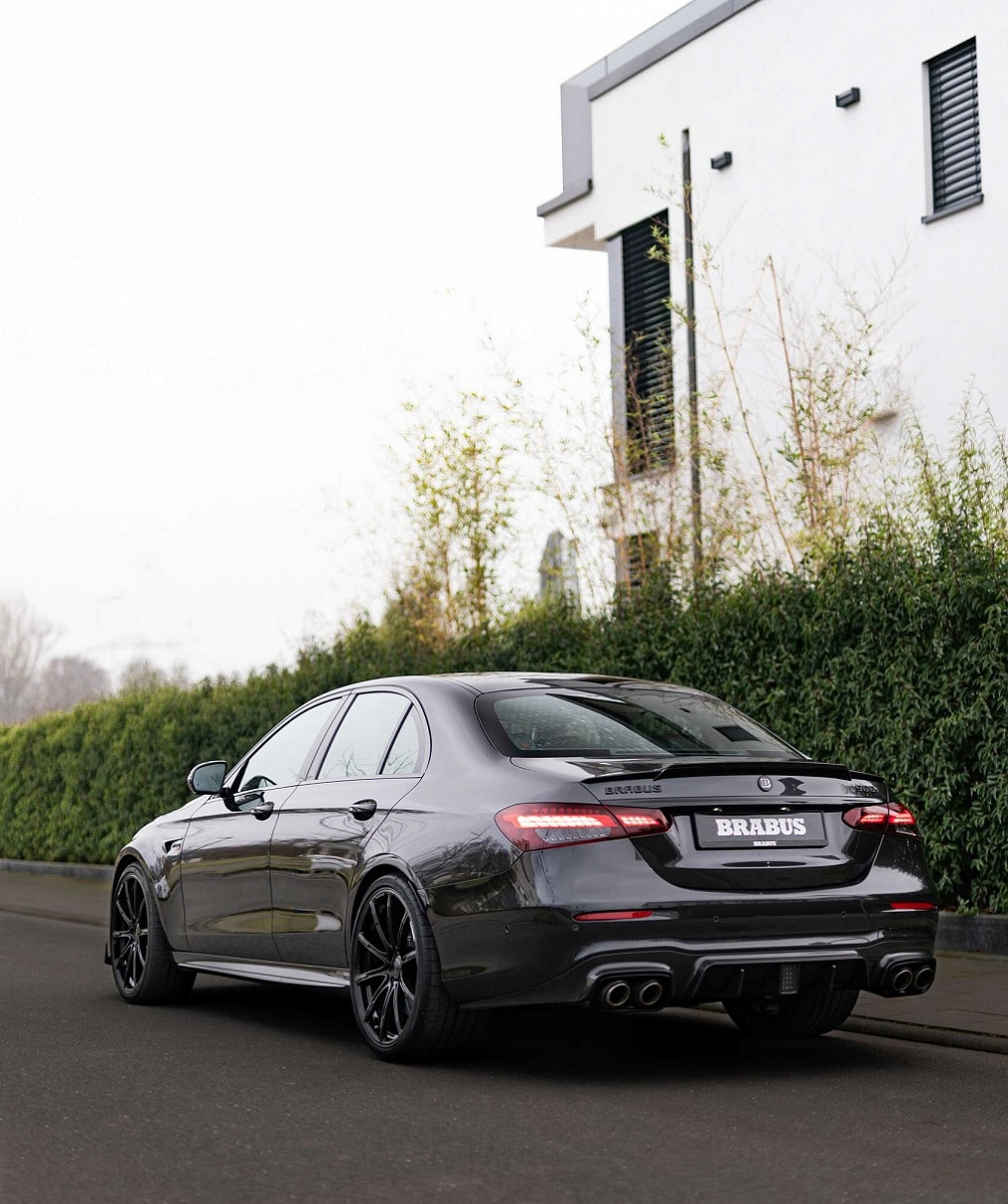 BRABUS 900 aerodinamik gövde detayları