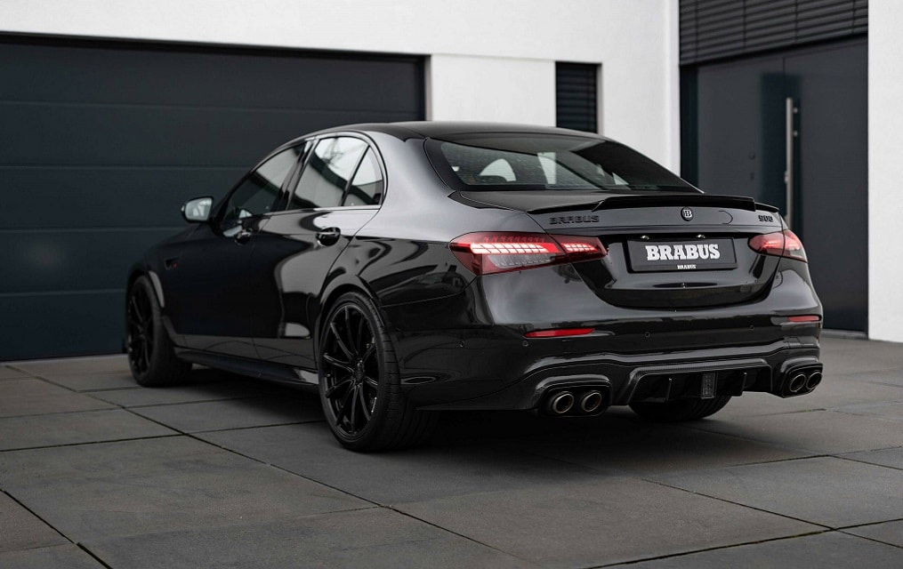 BRABUS 900 arka bölüm detayları
