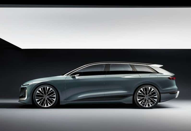 Audi A6 Avant e-tron konsepti yan görünüm