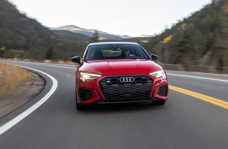 Audi S3 Sedan dış görünüm arşivi 9
