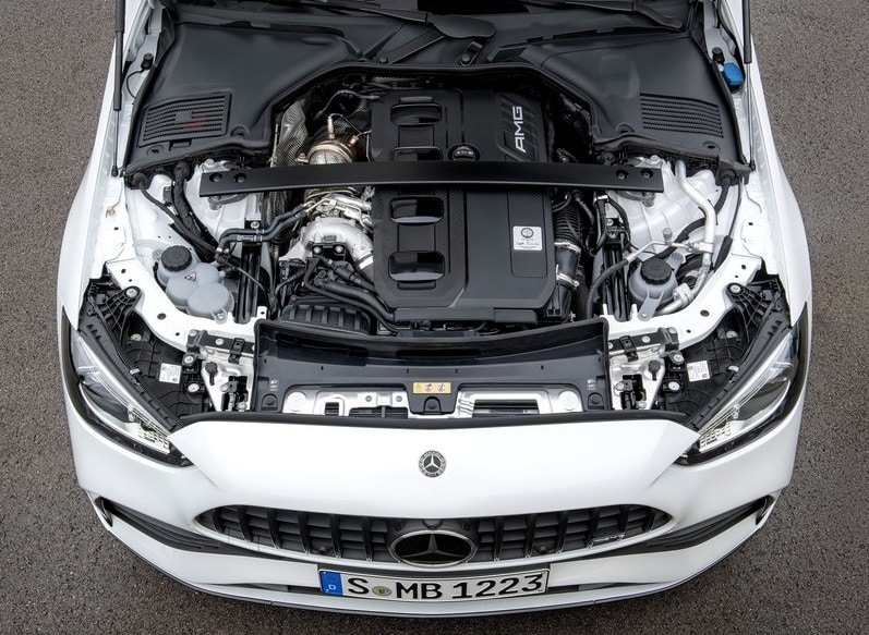 Mercedes-AMG C 43 sedan tanıtım görseli 12