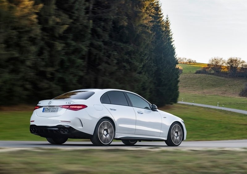 Mercedes-AMG C 43 sedan tanıtım görseli 6