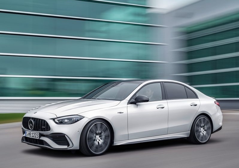Mercedes-AMG C 43 sedan tanıtım görseli 9