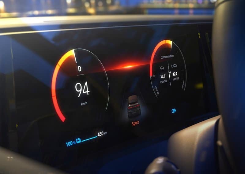 Renault Megane E-Tech dijital gösterge paneli sürüş ekranı