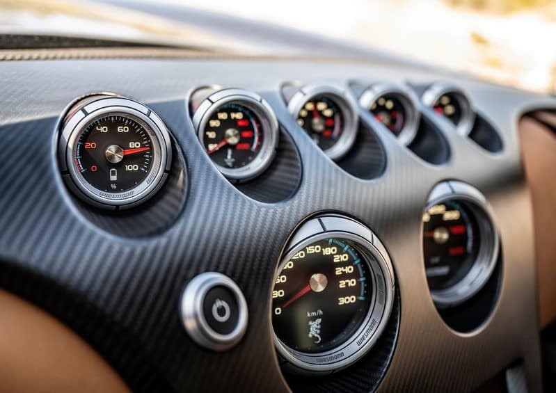 Project Thunderball elektrikli roadster görünümü 11